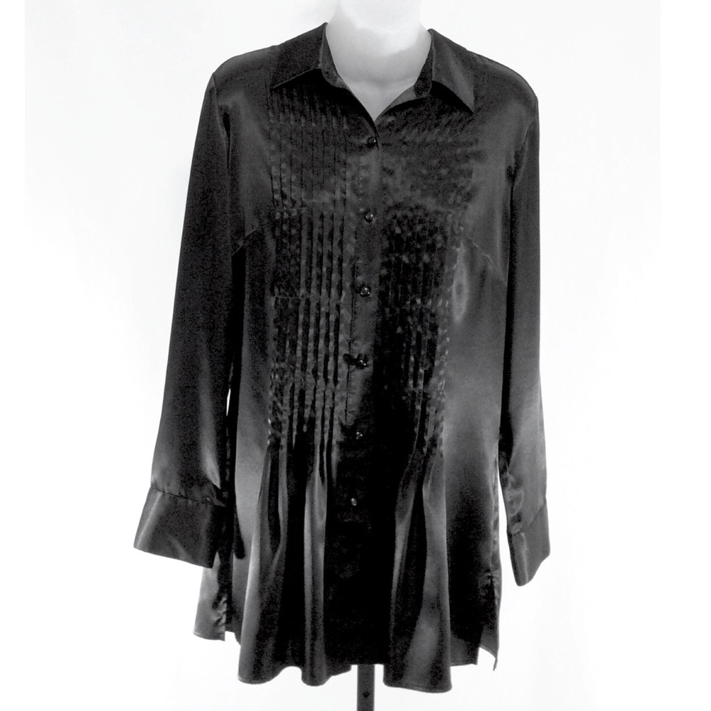 Chico's Black Sateen Tuxedo Blouse size 8